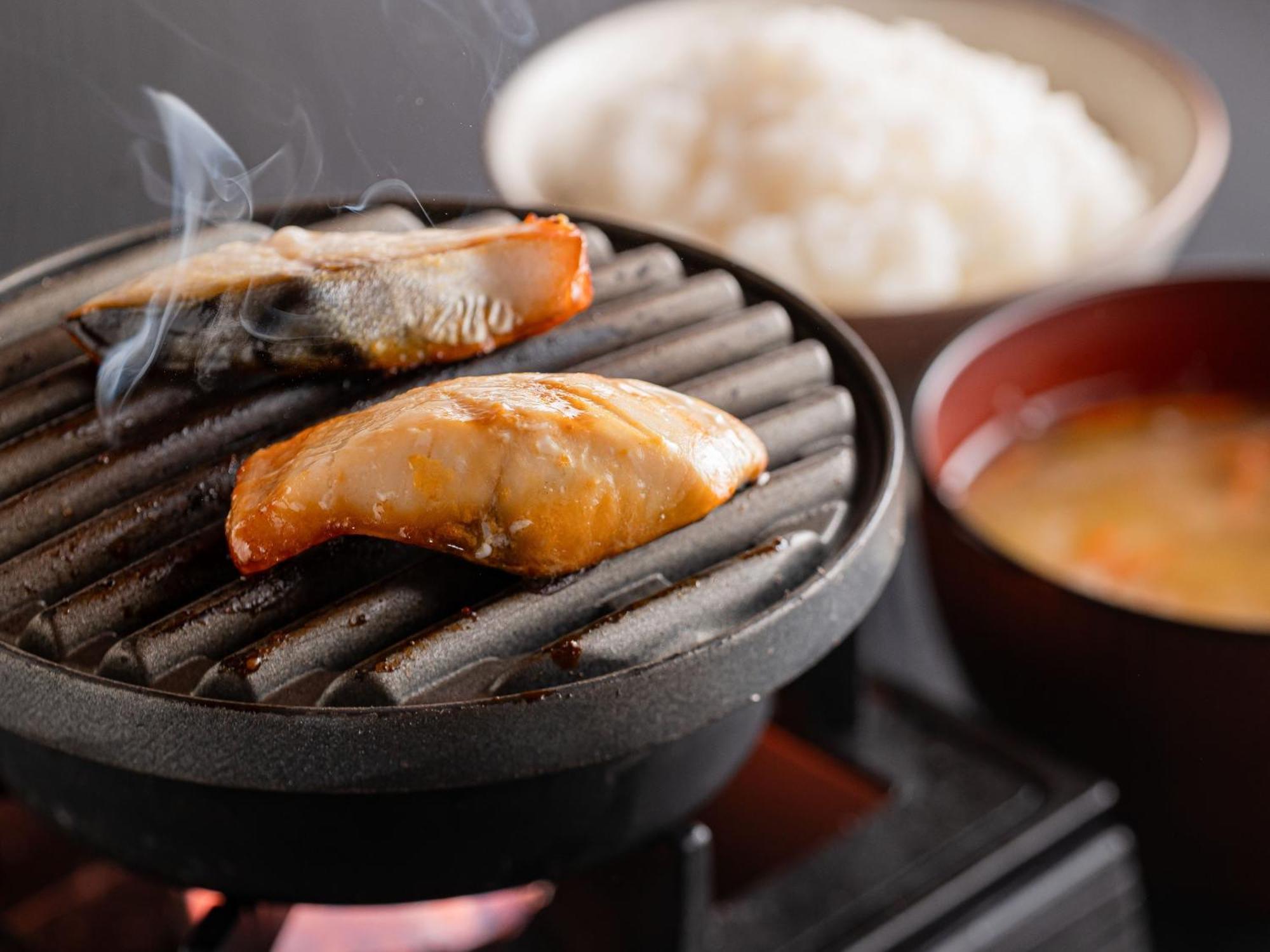 Ooedo Onsen Monogatari Premium Yoshinoya Irokuen 호텔 카가 외부 사진